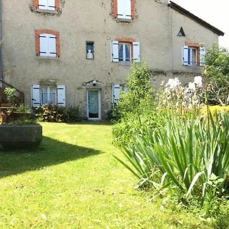 Chaleureux Entre Festivals, Nature Et Confort Avec Wifi A - Fr-1-582-237 Holiday home Jullianges